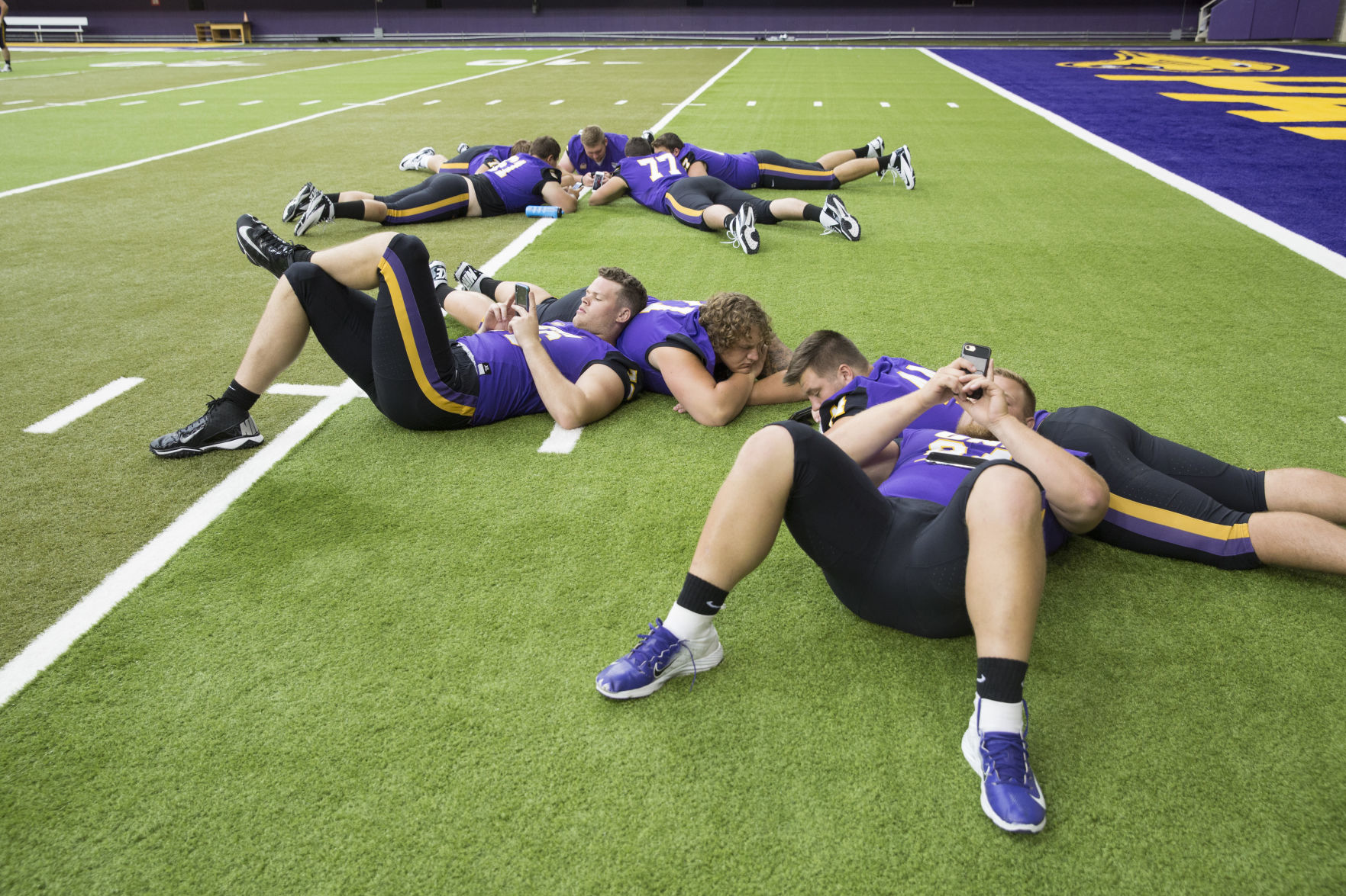 080719kw-uni-football-media-day-11